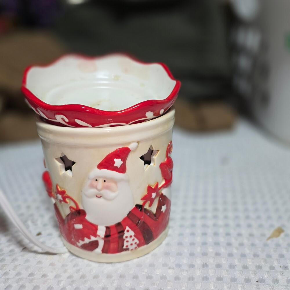 2006 SCENTSY SANTA WARMER